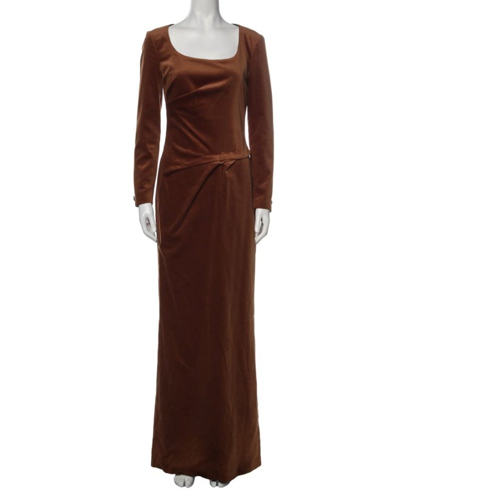 Dress Timeless Elegant Gown US Small Can Fit Medium as Well Retail $900